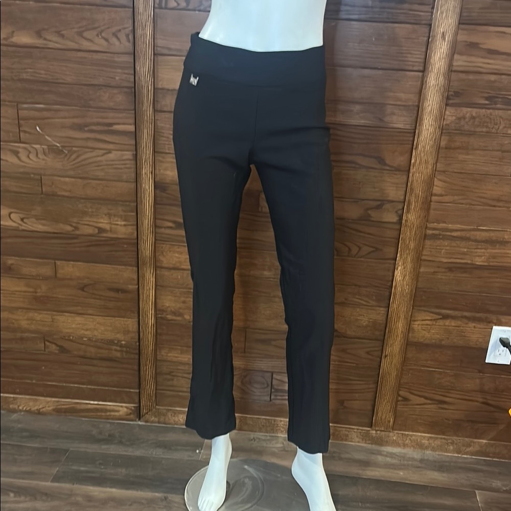 Stylish Black Cropped Pants